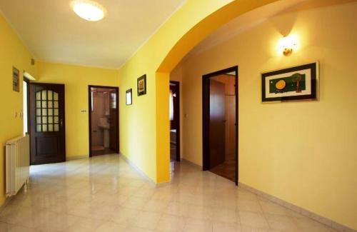 Holiday Home In Krsan 8888