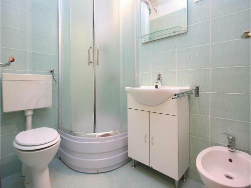 Three-bedroom Apartment In Vodice