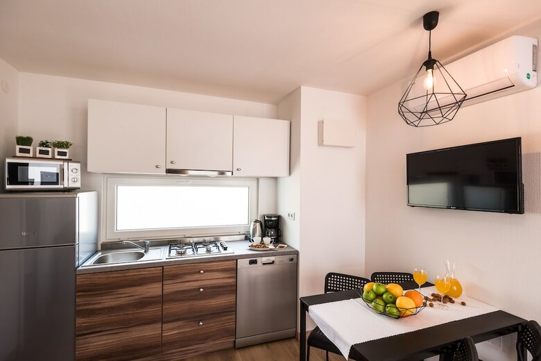 Croatia Camp Miller Homes Vodice