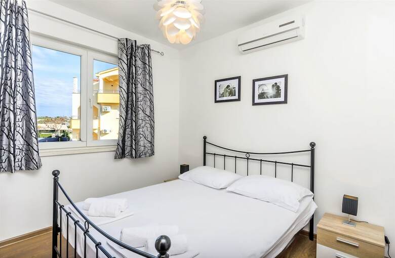 Apartment Luce