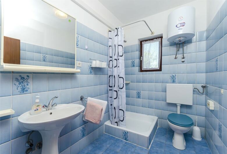 Hostal Apartments And Rooms Ante