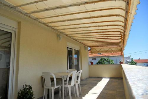 Apartments With A Parking Space Vodice - 11291