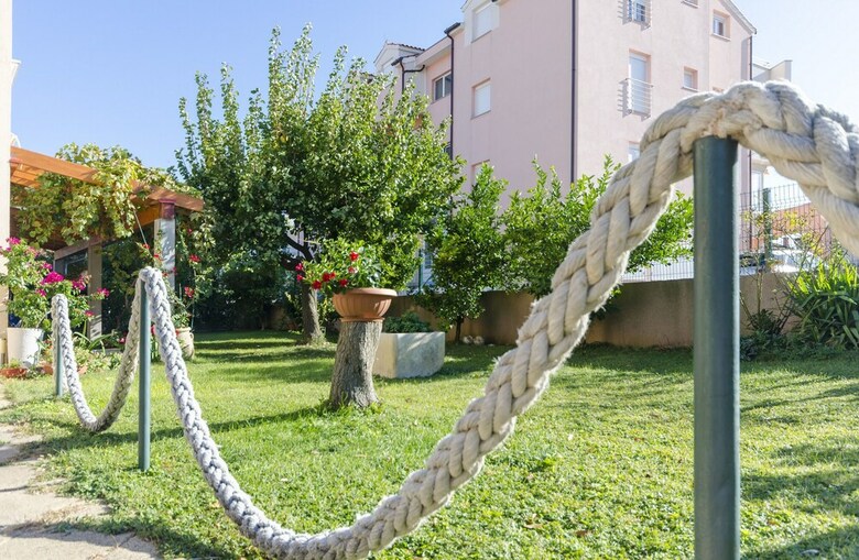 Apartments Sweet Garden