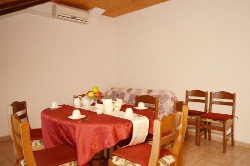 Hostal Apartment And Rooms Ive