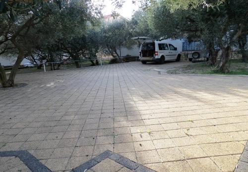 Apartments Maranti