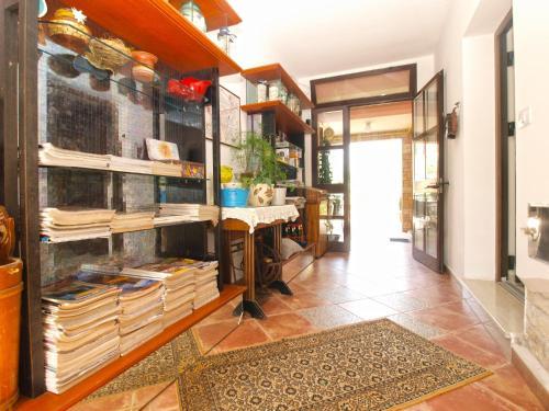Apartments Maria 64
