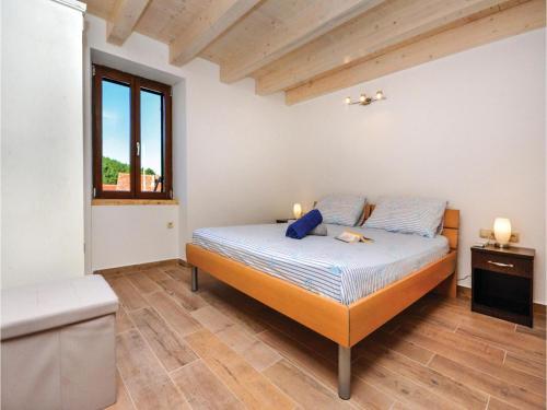 Three-bedroom Holiday Home In Hvar-vrbanj