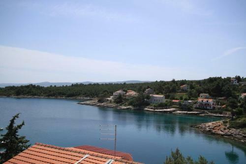 Apartments By The Sea Basina (hvar) - 8754
