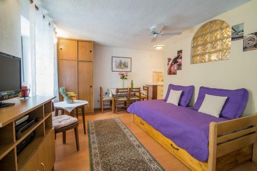 Apartments By The Sea Vrbnik (Krk) - 14806