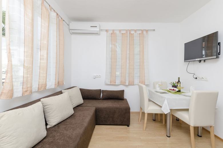Apartments Marina