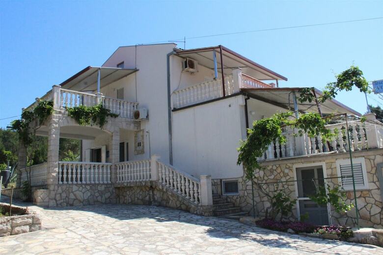 Apartments Vera