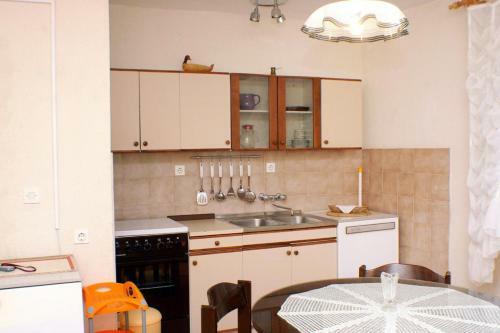 Holiday Apartments Vrgada (biograd) - 4200