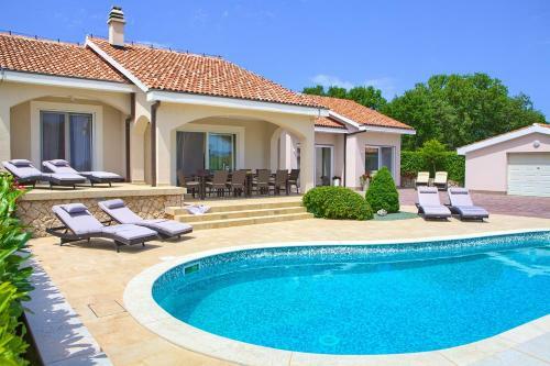 Villa Luxury Holiday House Anabel