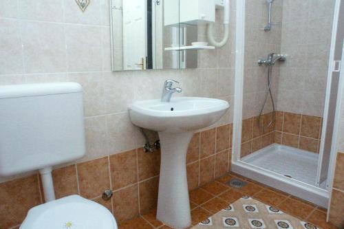 Apartments With Wifi Vrsar (porec) - 3007