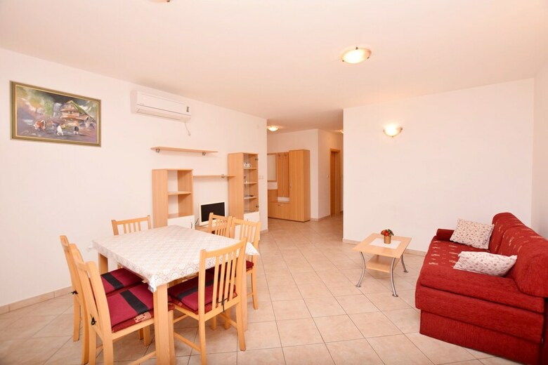 Apartments Lana