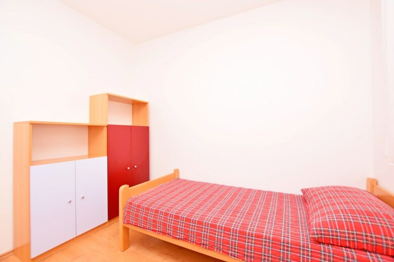 Apartments Lana