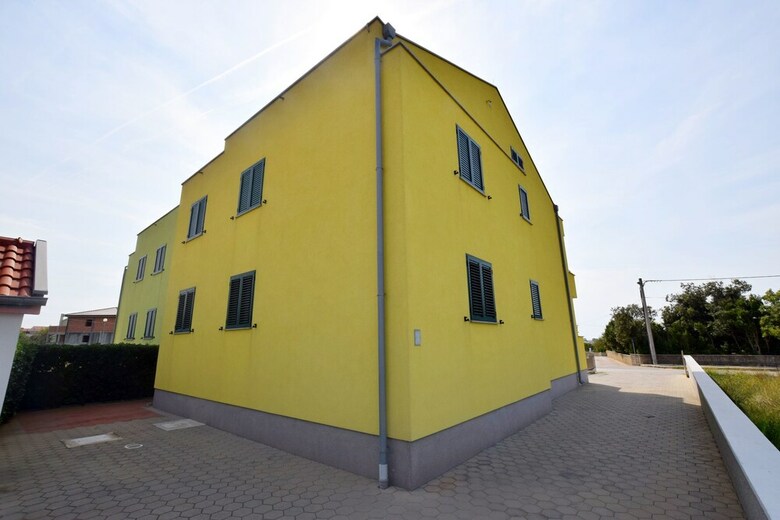 Apartments Lana