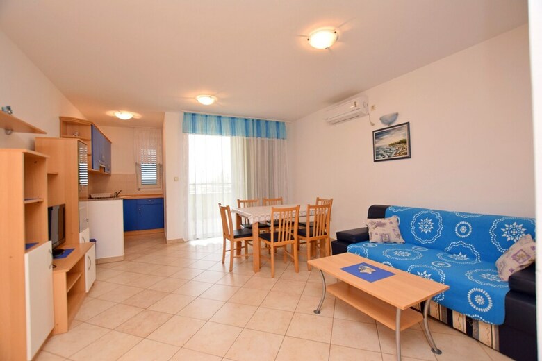 Apartments Lana
