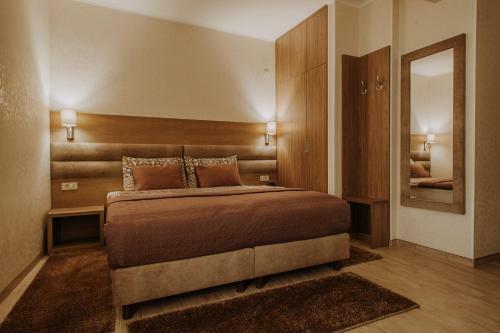 Hostal Apartments And Rooms Villa Martini