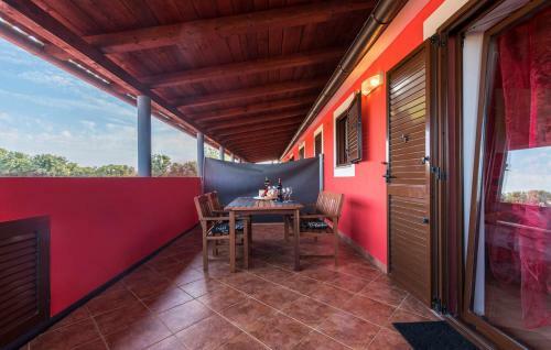 Hostal Sea View Apartments With Private Pool