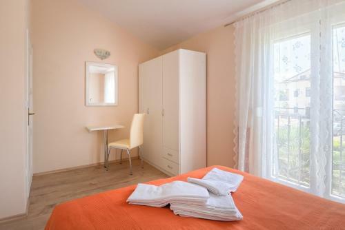 Hostal Villa Hope - Apartments With Shared Pool