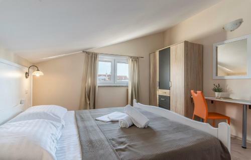 Hostal Villa Hope - Apartments With Shared Pool