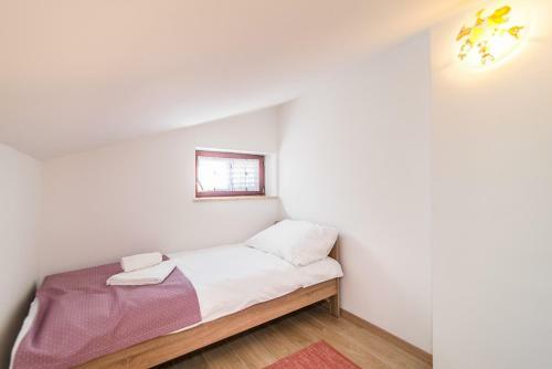 Hostal Apartments Dino