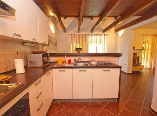 House Franko 1330