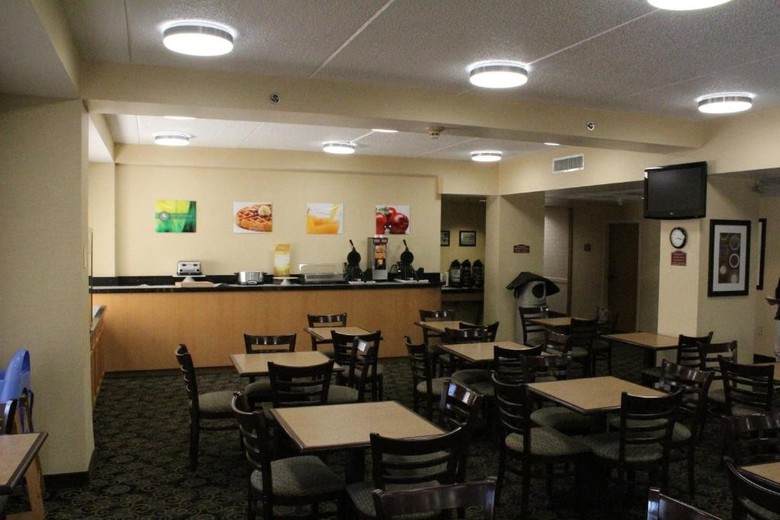 Hotel Comfort Inn Fiesta At Six Flags