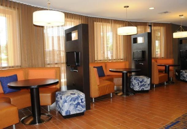 Hotel Courtyard San Antonio North/stone Oak At Legacy