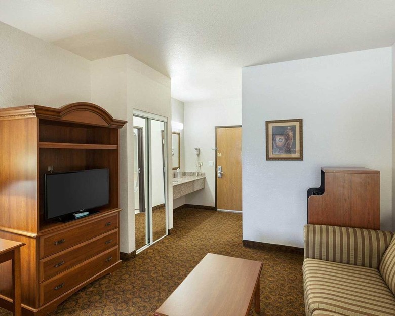 Hotel Quality Suites San Antonio