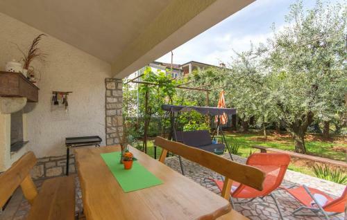 Hostal Apartment Emili