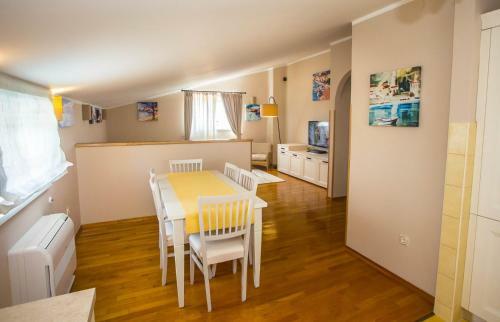 Hostal Apartment Complex Villa Andrea