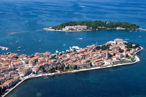 Hostal Peskera Apartments Tomicic