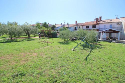 Holiday Home In Porec/istrien 9918