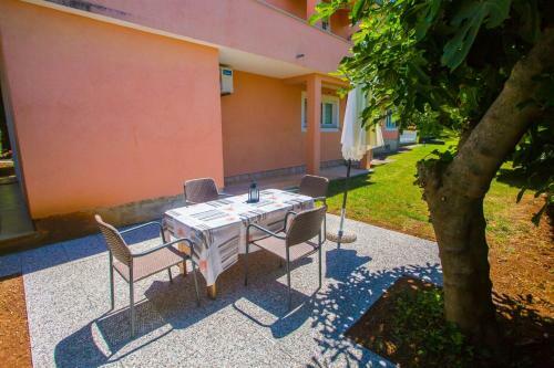 Hostal App. Palokaj