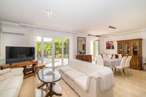 Lucija-holiday Home