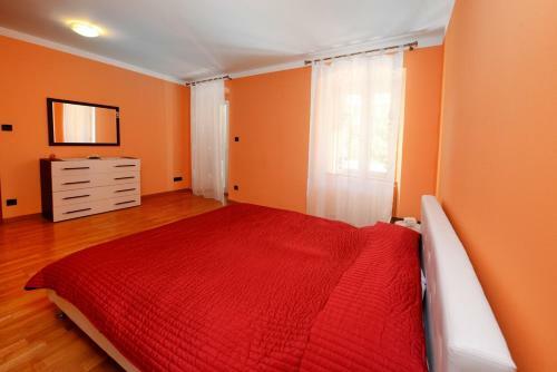 Apartment Claudeta With Sea View