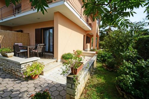 Apartments Rocka 1195