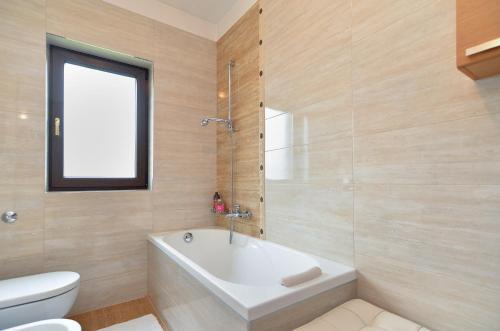 Apartments Rocka 1195