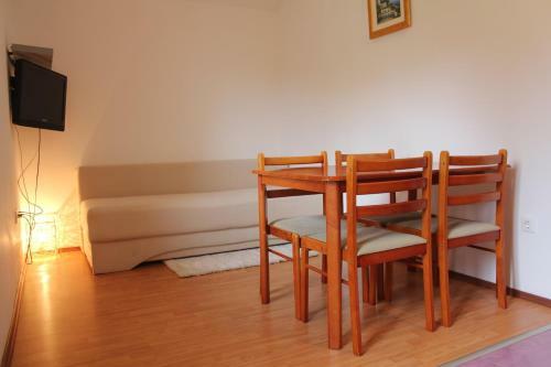 Apartments Nikolina
