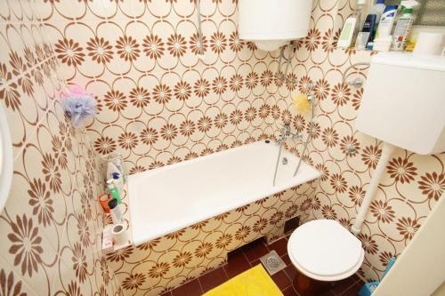 Holiday House With Wifi Dol (brac) - 5674