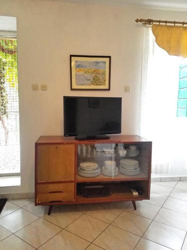 Holiday House With Wifi Dol (brac) - 5674