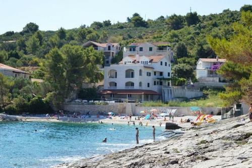 One Bedroom Apartment Jadran