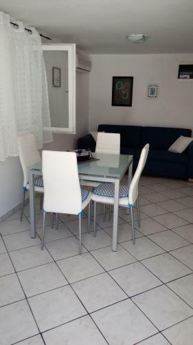 One Bedroom Apartment Oskar
