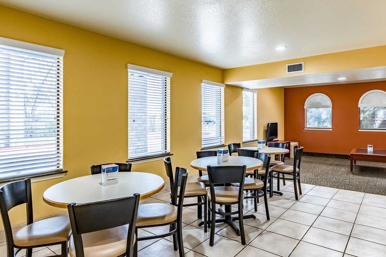 Hotel Econo Lodge Near Seaworld