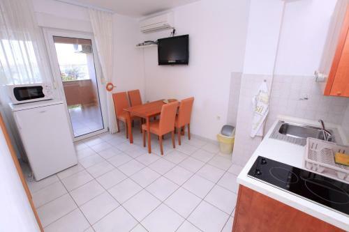Apartments Miroslav