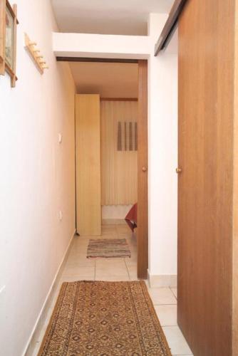 Apartment Povljana 227d