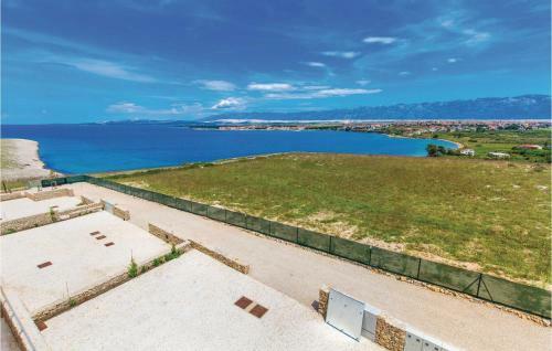 Apartment Povljana With Sea View I