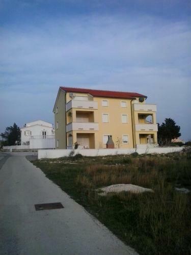 Apartment Elza